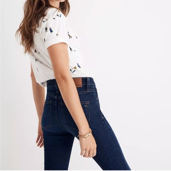 Madewell 9" Mid-Rise Skinny Jeans in Hayes Wash Button-Front Edition - Picture 3 of 12